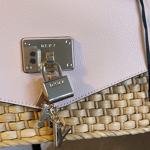 DKNY Elissa Medium Chain Strap Shoulder Bag - Picture 6 of 17